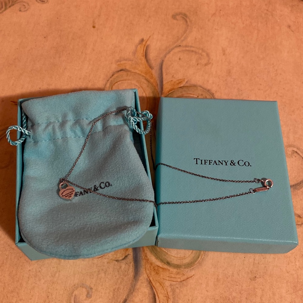 Tiffany & Co Return to Heart Necklace